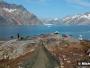 Camp de trek dans un fjord devant le glacier Rasmussen au Groenland Est